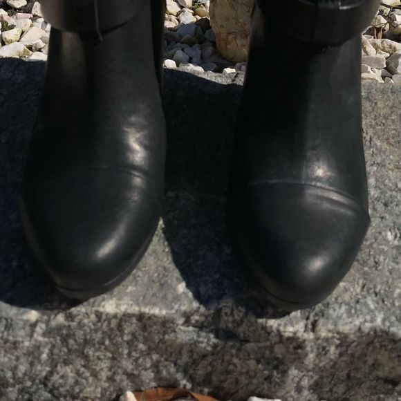 NIB $495 rag & bone | Leather | Harrow | Metal Stud Ankle Boots in Black - Picture 5 of 12